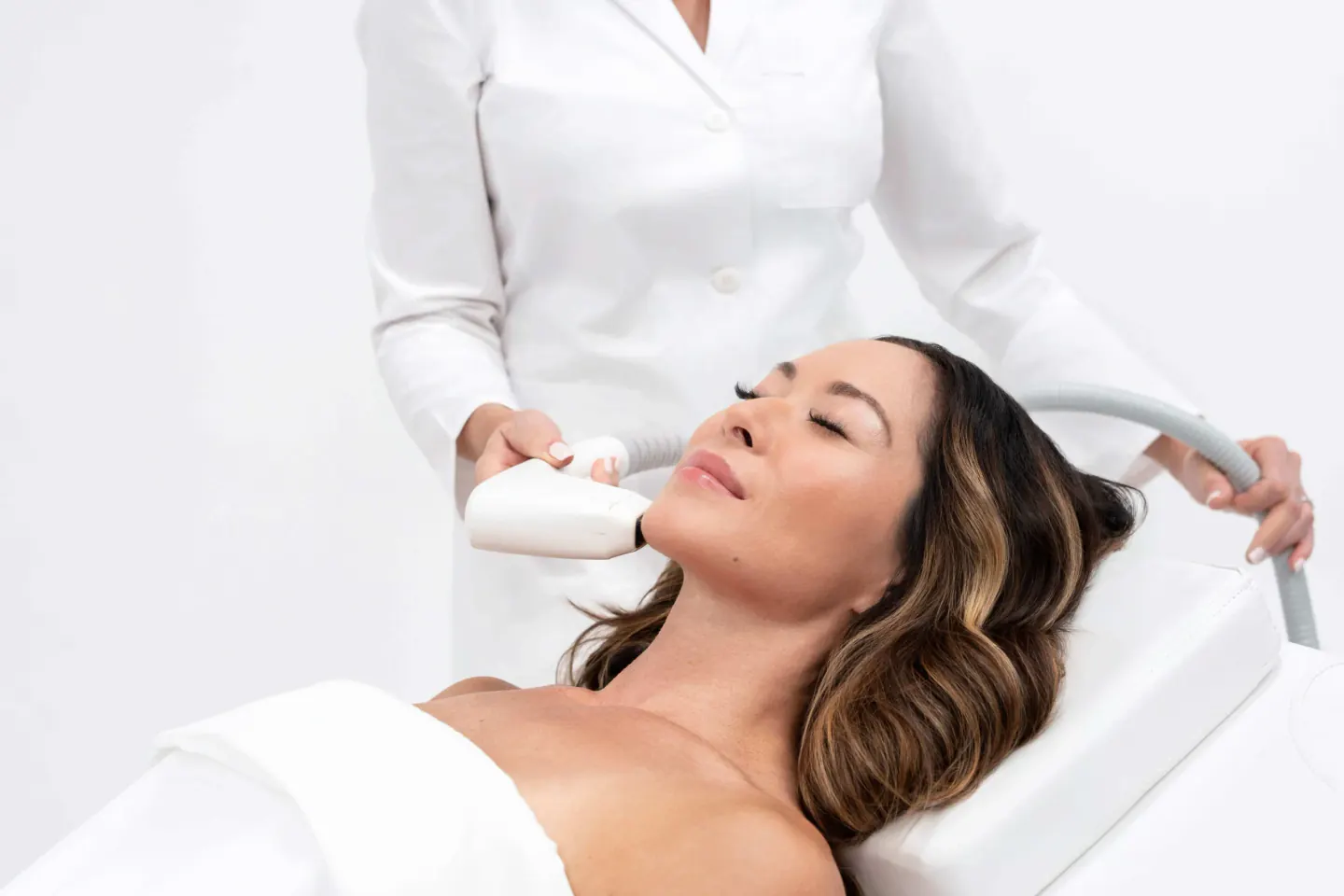 Sofwave ultrasound skin treatment at Square Mile Clinic, Liverpool Street A patient receiving Sofwave ultrasound treatment, available at Square Mile Clinic, City of London